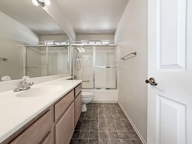 40041 Zamura Ct — Photo 34