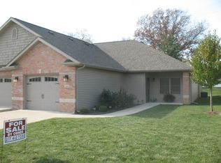 2649 E Meadows Ct, Decatur, IL 62521