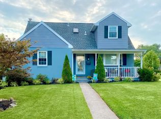 113 Greenview Dr, West Chester, PA 19382