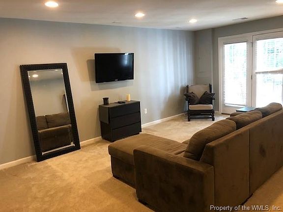 3rd image of 149 Parkway Ct