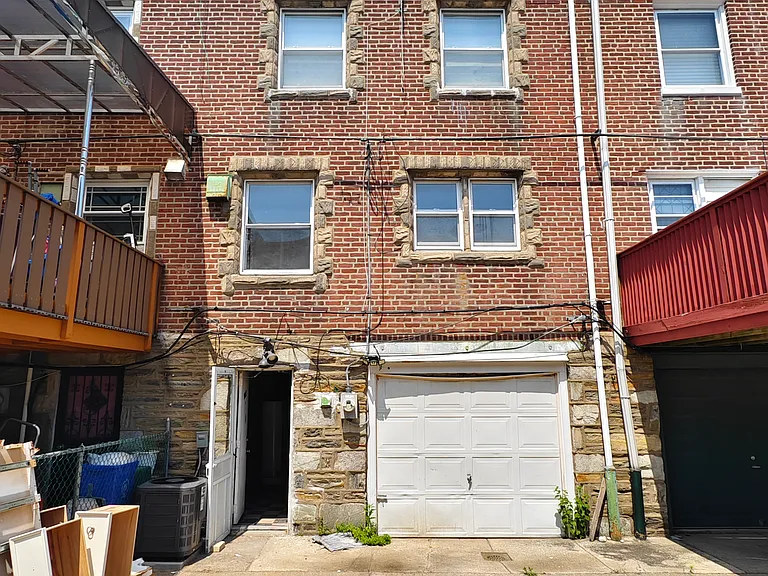 2822 Devereaux Ave — Photo 16