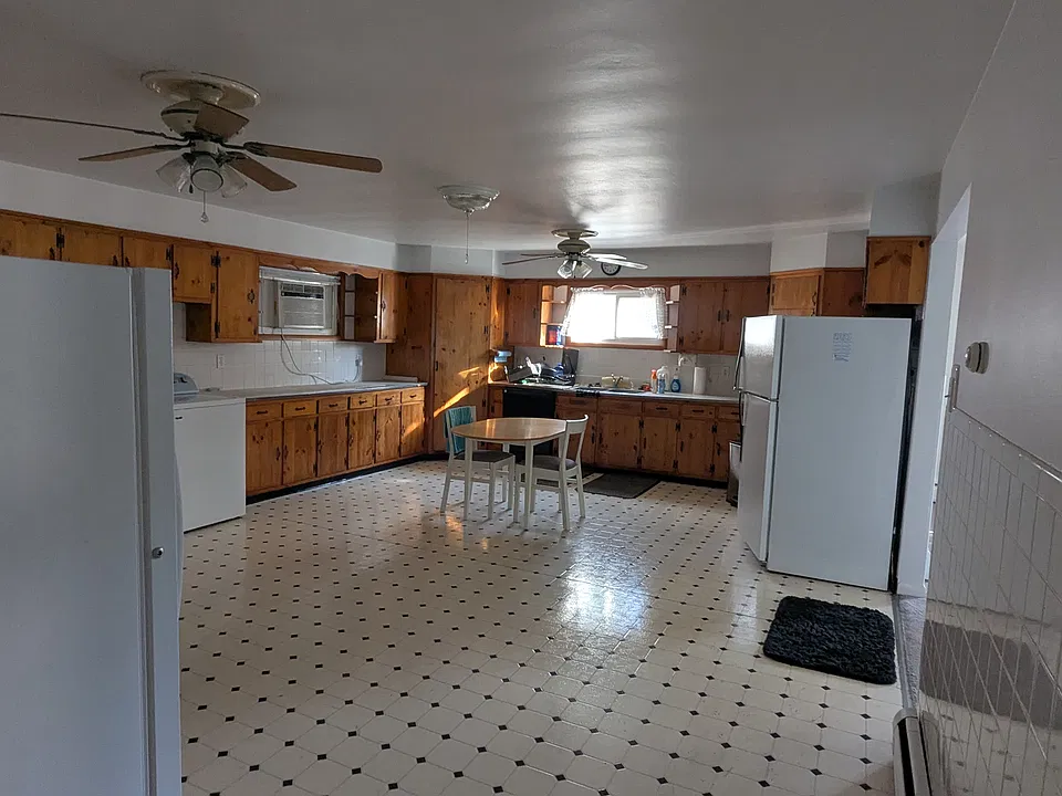119 Sunset Ave #1