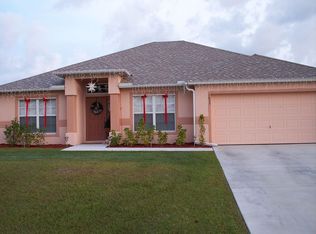 1635 NE 34th St, Cape Coral, FL 33909