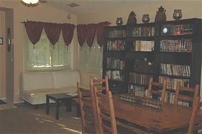 2nd image of 256 Cole Ct