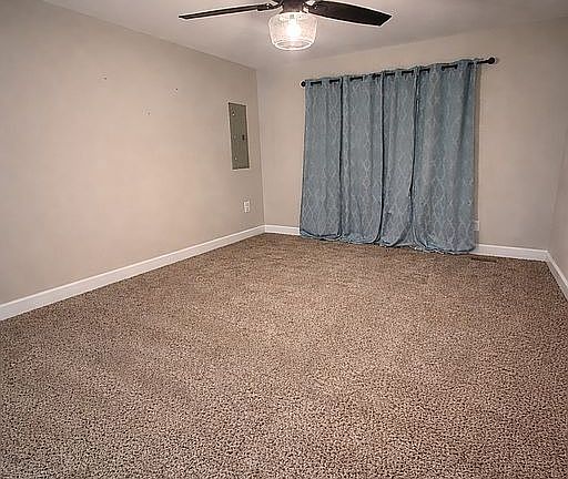 3rd image of 103 Shady Hill Rd