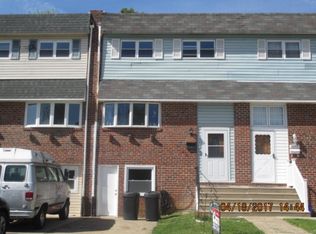 12256 Sweet Briar Rd, Philadelphia, PA 19154