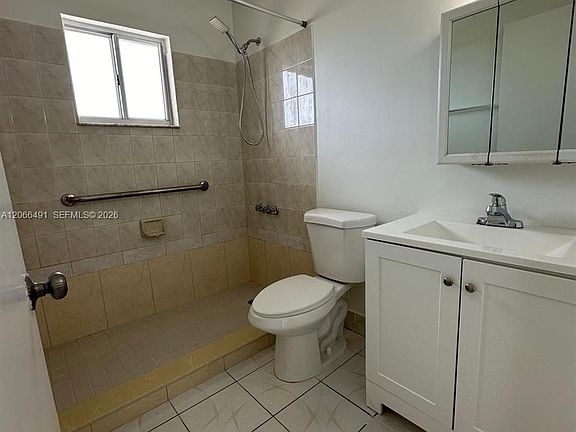 5th image of 2921 SW 10th St APT 33