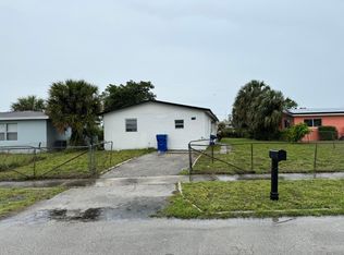 1536 N 24th Ct, Riviera Beach, FL 33404