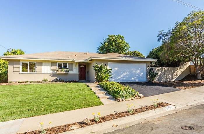 Front great curb appeal