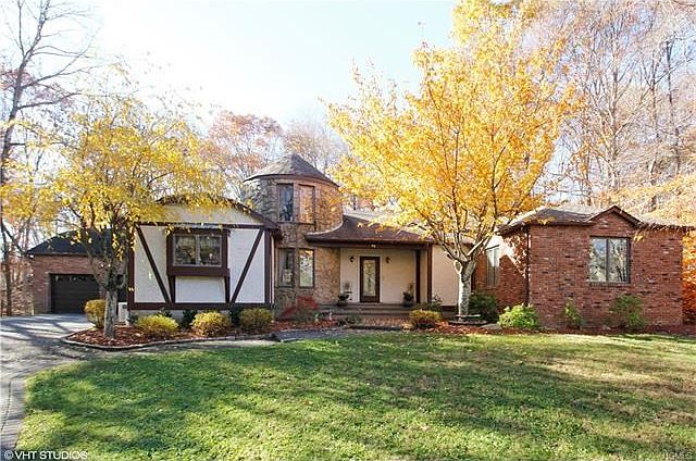1st image of 64 Holmes Ln