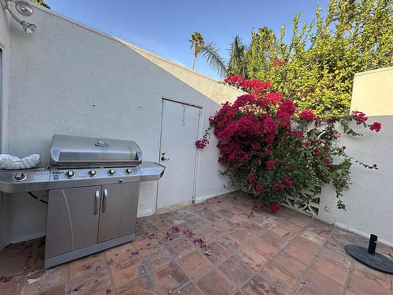 1820 Sandcliff Rd — Photo 37