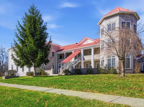 210 E Withers Rd APT 201, Wytheville, VA 24382