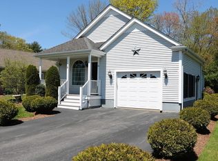 16 Harmony Xing, East Bridgewater, MA 02333
