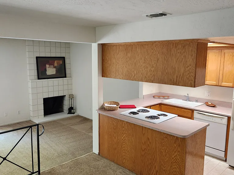 6033 Leafwood Dr — Photo 2