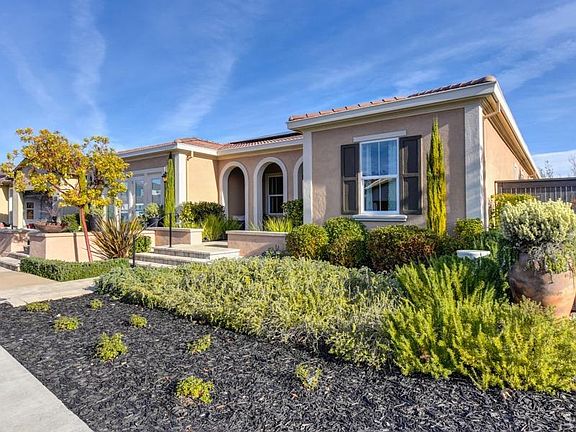 3rd image of 106 Corte Del Valle