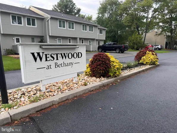830 Beach Haven Dr #B, Bethany Beach, DE 19930