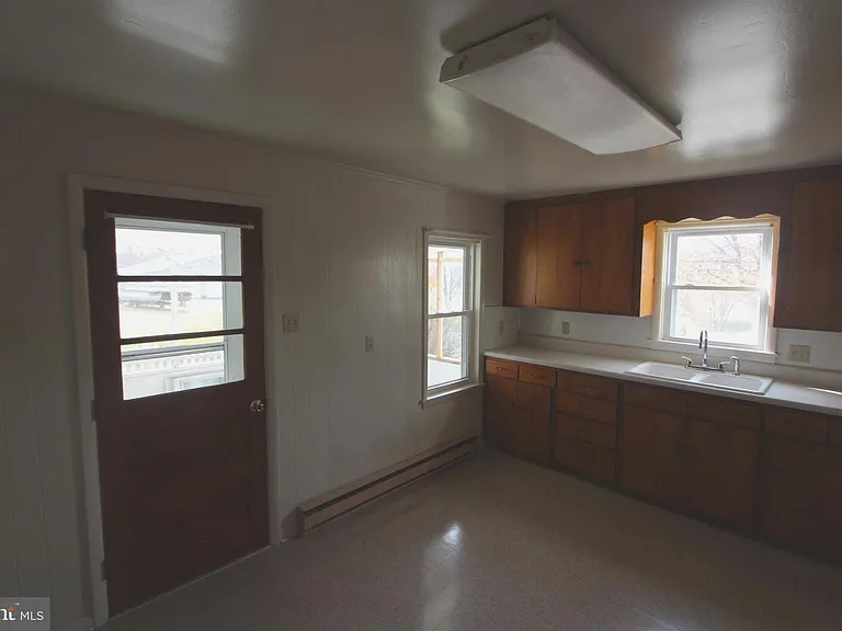 19801 Senedo Rd — Photo 6