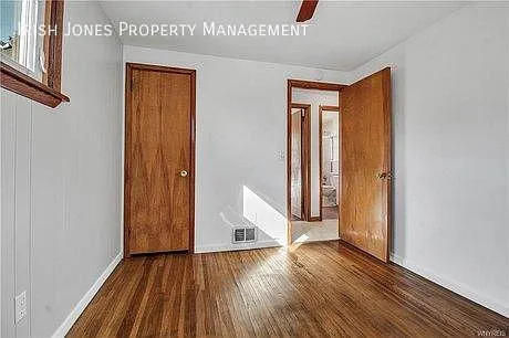 17 Houston St — Photo 10