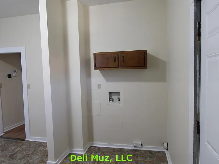 610 Jefferson Ave — Photo 10