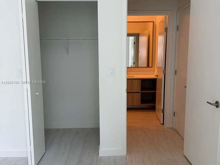 77 SE 5th St #1011 — Photo 4