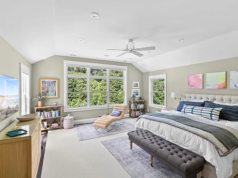 100 Buell Ln — Photo 11