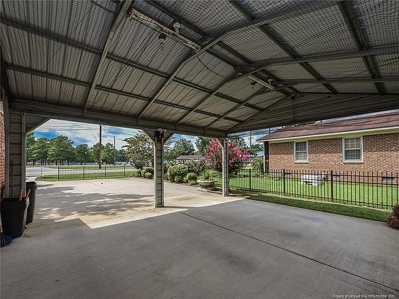 4th image of 1575 Ireland Dr