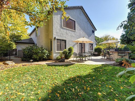 4th image of 308 Sandstone Ct