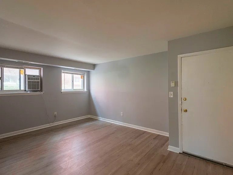 For Rent: Historic Charm at 2300 Eutaw Place Your Urban Retreat Awaits! — Photo 20