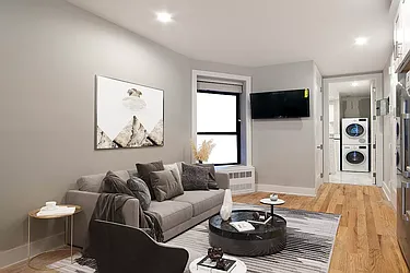 Rented by R New York