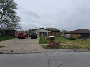 7217 Blue Ridge Dr, Bellevue, NE 68147