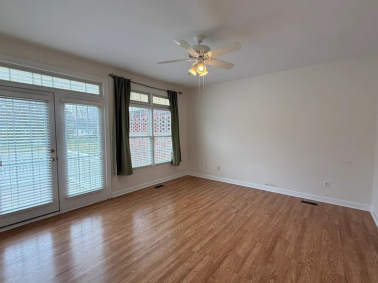 120 S Fields Cir — Photo 15