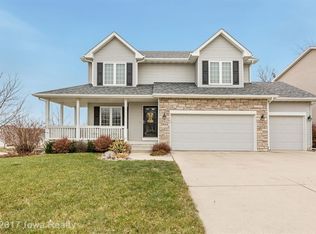 2909 145th St, Urbandale, IA 50323