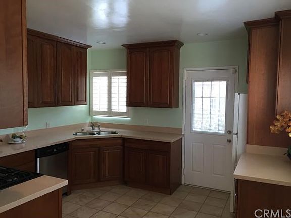3rd image of 5529 Golondrina Dr