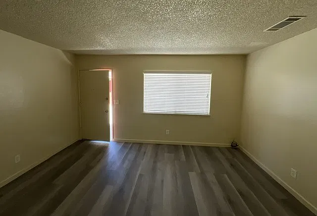 2 bed, $1,500 — Photo 4