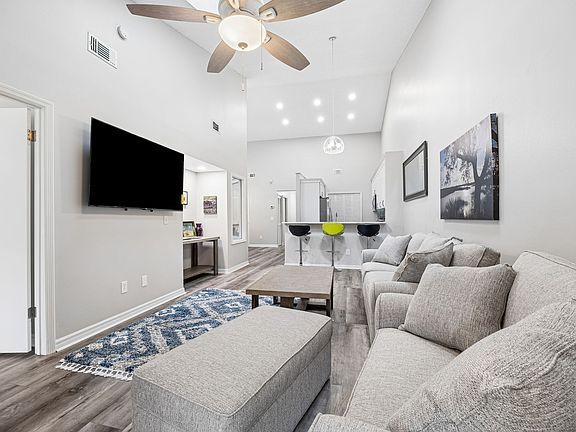5th image of 12036 Arbor Lake Dr