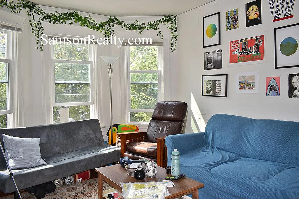 5 bed, $4,400 — Photo 3