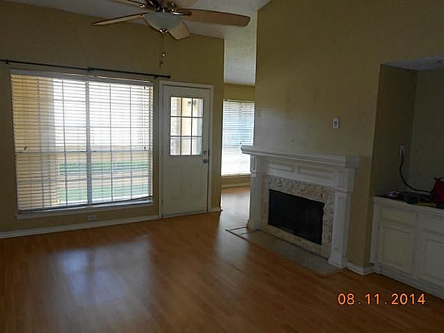 1st image of 3550 Country Square Dr APT 404