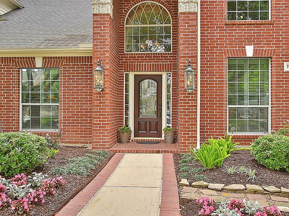 22810 Deforest Ridge is zoned to outstanding Katy schools, none of which will be subject to re-zoning! Cinco Ranch HS was recently ranked in the top 5 Houston high schools.