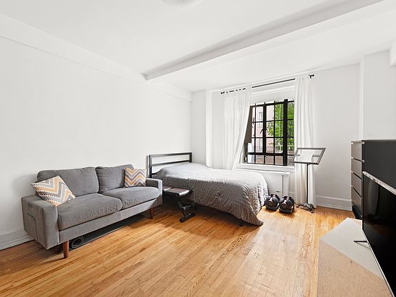 2nd image of 101 Lafayette Ave APT 2G