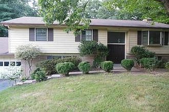 5th image of 12008 Hamden Ct