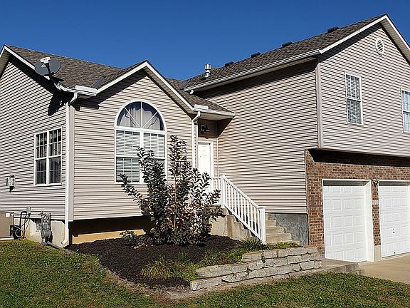 5th image of 1328 SW Graystone Cir