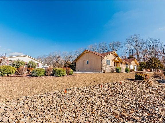 2nd image of 4 Cheddar Dr