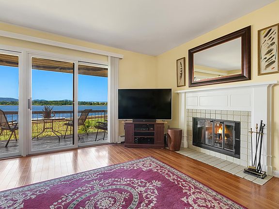 2nd image of 1507 Eagle Bay Dr #1507