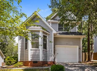 7 Planters Wood Trl, Greensboro, NC 27407