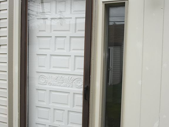 5th image of 3691 Cummings Ave