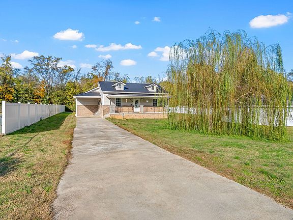 2nd image of 5619 Pembroke Fairview Rd