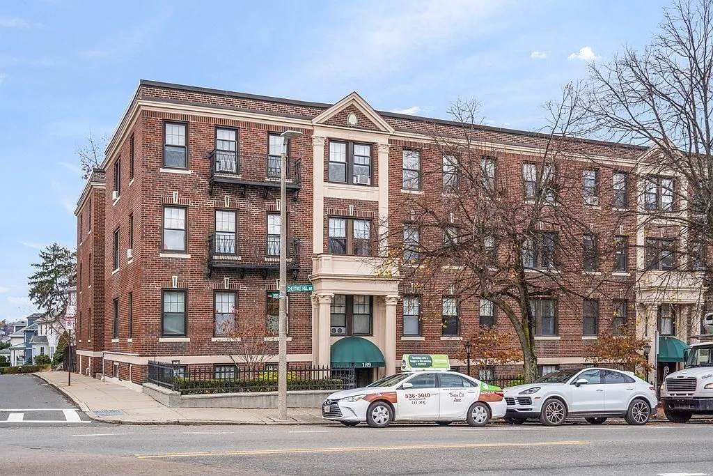 1 bed, 533 sqft, $2,300 — Photo 1