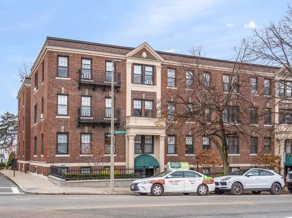 189 Chestnut Hill Ave, Brighton, MA