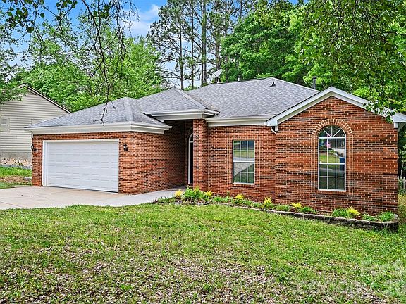 2nd image of 13505 Gatestone Ln