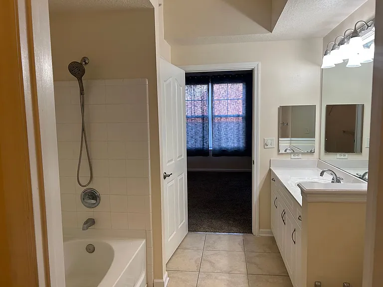 10435 Midtown Pkwy #206 — Photo 7